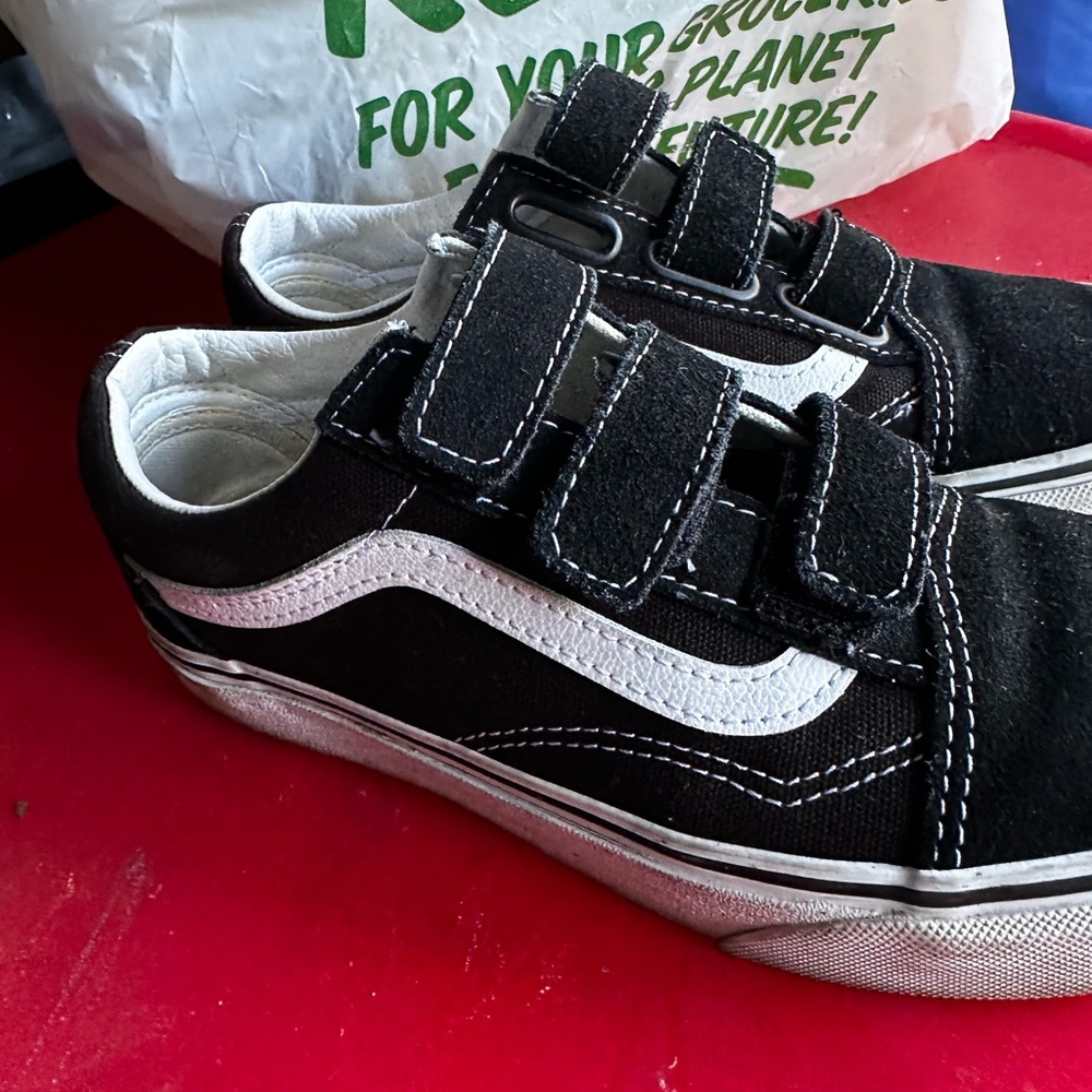 Velcro vans
